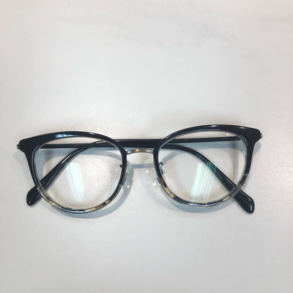 Oliver People’s Theadora glasses - Picture 3 of 9